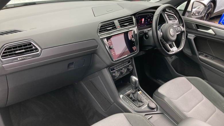 Volkswagen Tiguan 2.0 TDi 150 4Motion R-Line Tech 5dr DSG Diesel Estate